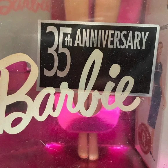 35th Anniversary Barbie 1959 vintage